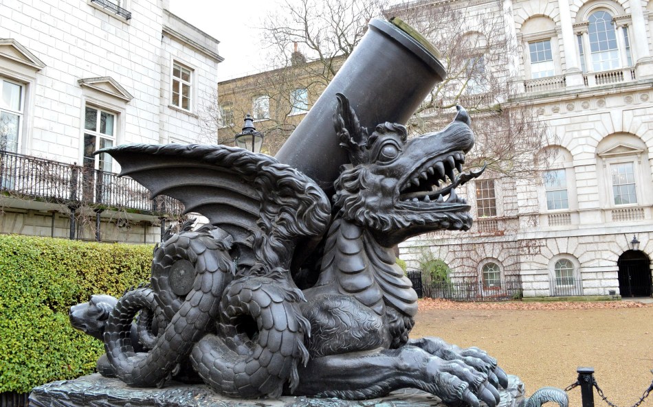 St James Palace - Dragon Cannon
