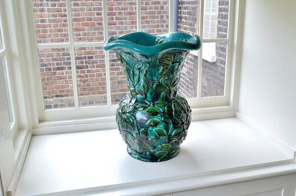 Geffrye Museum - Vase