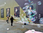 Bubbles at Trafalgar&nbsp;Square