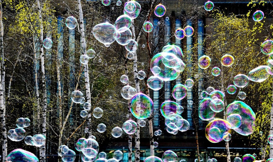 Bubbles on London's South Bank DSC_3088
