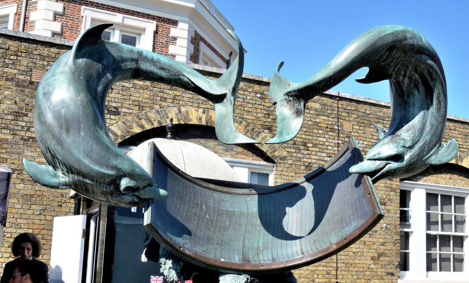greenwich-royal-observatory-dolphin-sundial-dsc_6911