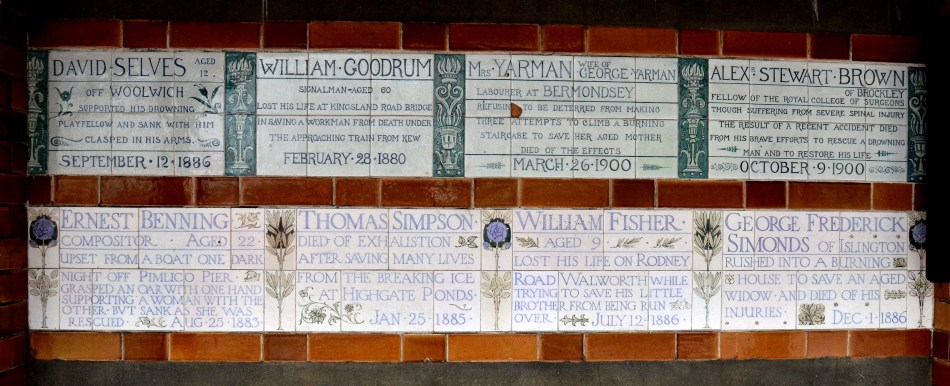 postmans-park-plaques-4